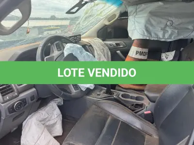 LOTE 049 - PICAPE