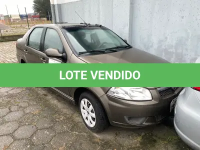 LOTE 016 - Automóvel