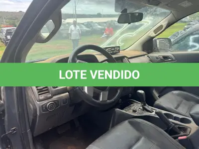 LOTE 051 - PICAPE