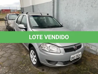 LOTE 015 - Automóvel