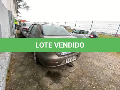 LOTE 016 - Automóvel