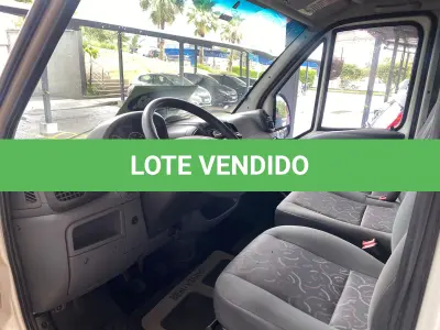 LOTE 001 - Utilitário / Furgão