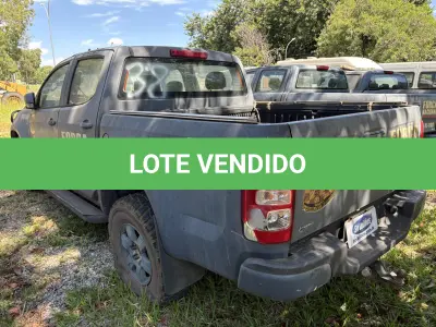LOTE 038 - PICAPE