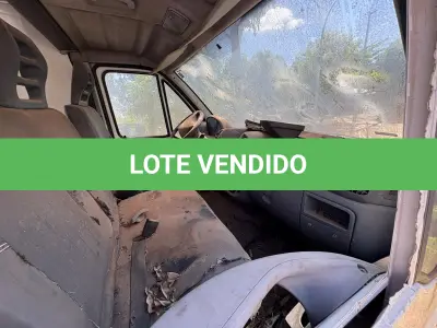 LOTE 026 - FURGÃO