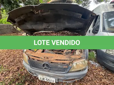 LOTE 030 - FURGÃO