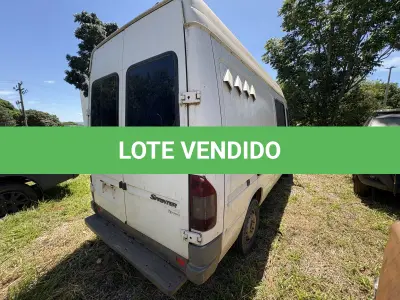 LOTE 031 - FURGÃO