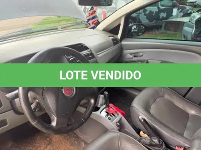 LOTE 033 - AUTOMÓVEL