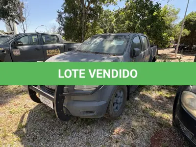 LOTE 038 - PICAPE