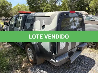 LOTE 017 - PICAPE
