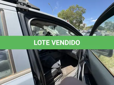 LOTE 046 - PICAPE