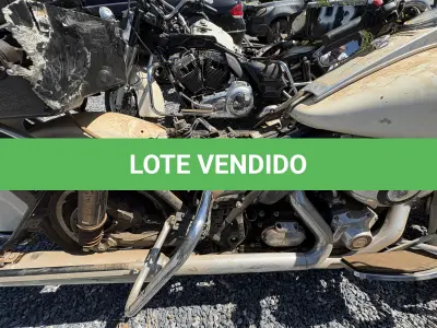 LOTE 045 - MOTOCICLETA
