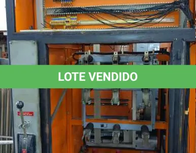 LOTE 009 - Quadros metálicos