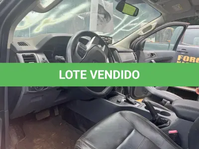 LOTE 046 - PICAPE
