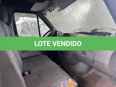 LOTE 026 - FURGÃO