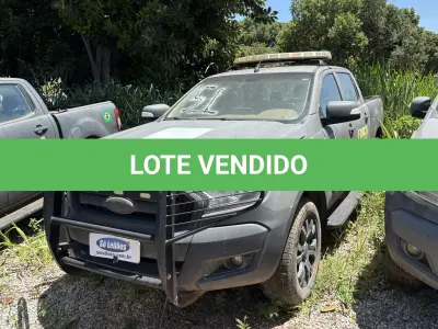 LOTE 051 - PICAPE