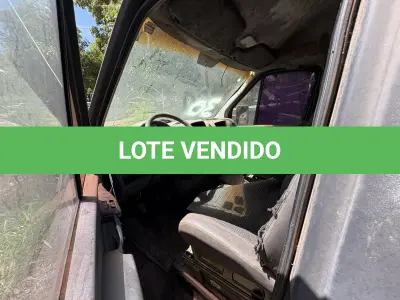 LOTE 030 - FURGÃO