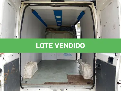 LOTE 001 - Utilitário / Furgão