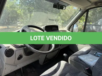 LOTE 029 - VAN