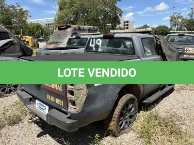 LOTE 049 - PICAPE