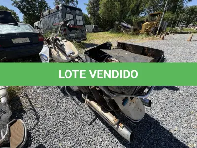 LOTE 045 - MOTOCICLETA