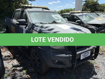 LOTE 054 - PICAPE
