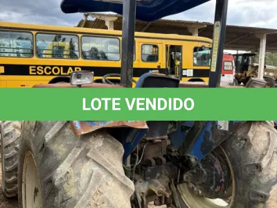 LOTE 008 - Trator