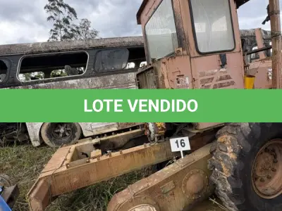 LOTE 016 - Patrola Motoniveladora