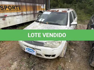 LOTE 005 - Automóvel