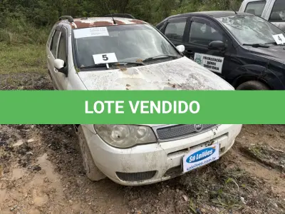 LOTE 005 - Automóvel