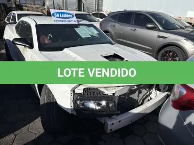 LOTE 004 - Automóvel