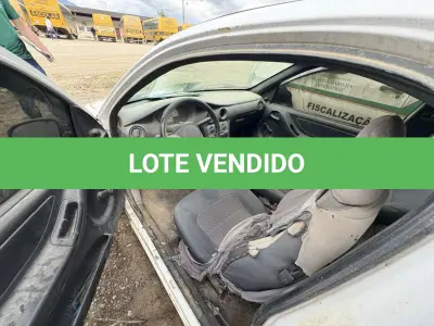 LOTE 012 - Automóvel