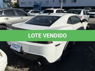 LOTE 004 - Automóvel