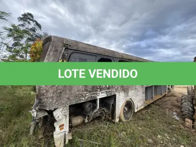 LOTE 015 - Sucata