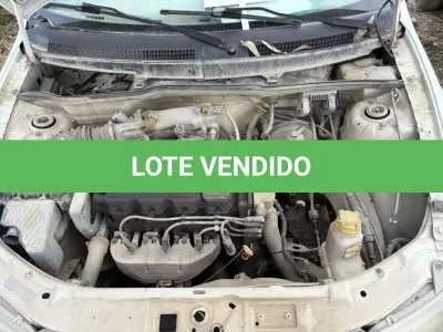 LOTE 012 - Automóvel
