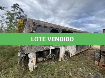 LOTE 015 - Sucata