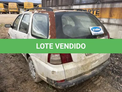 LOTE 005 - Automóvel