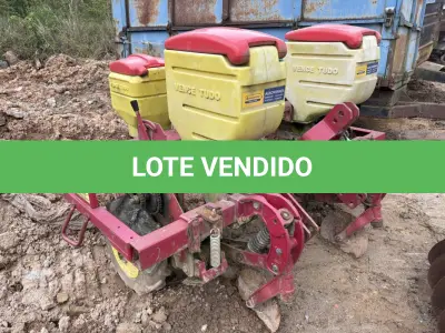 LOTE 017 - Agrícolas