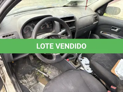 LOTE 005 - Automóvel