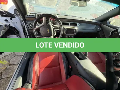 LOTE 004 - Automóvel