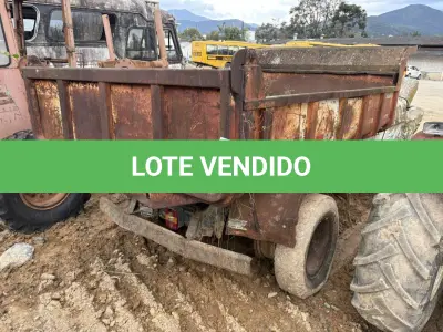 LOTE 007 - Caminhão