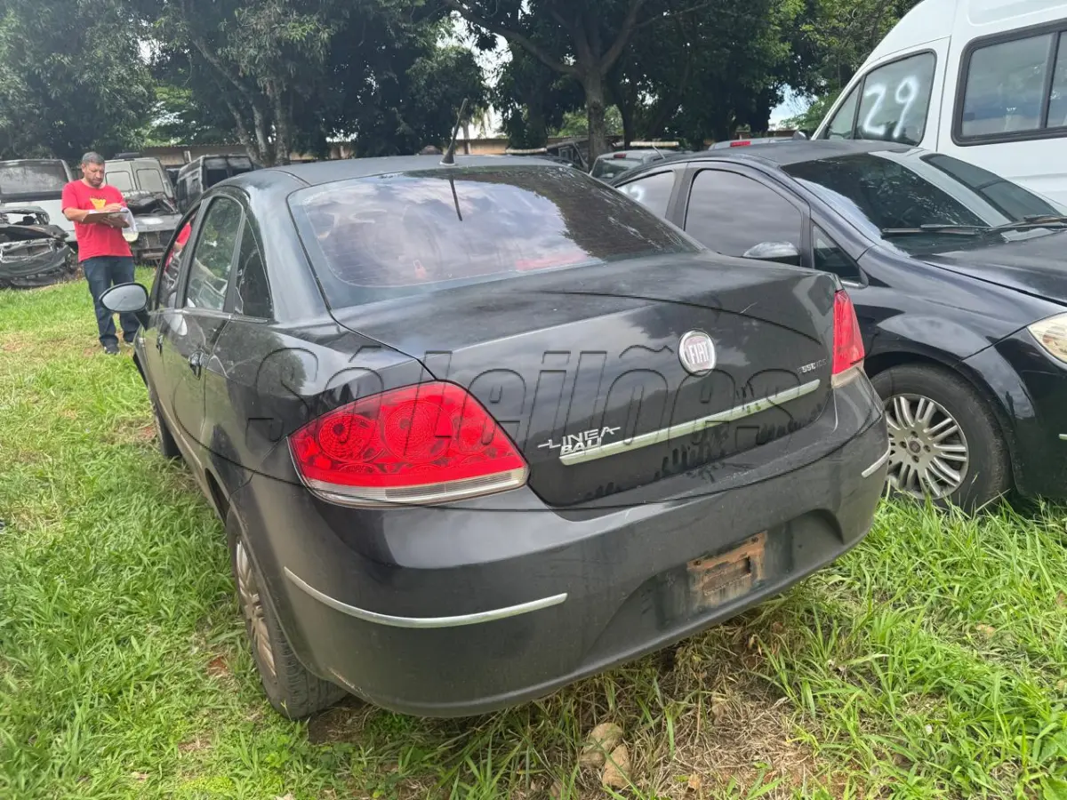 LOTE 035 - AUTOMÓVEL