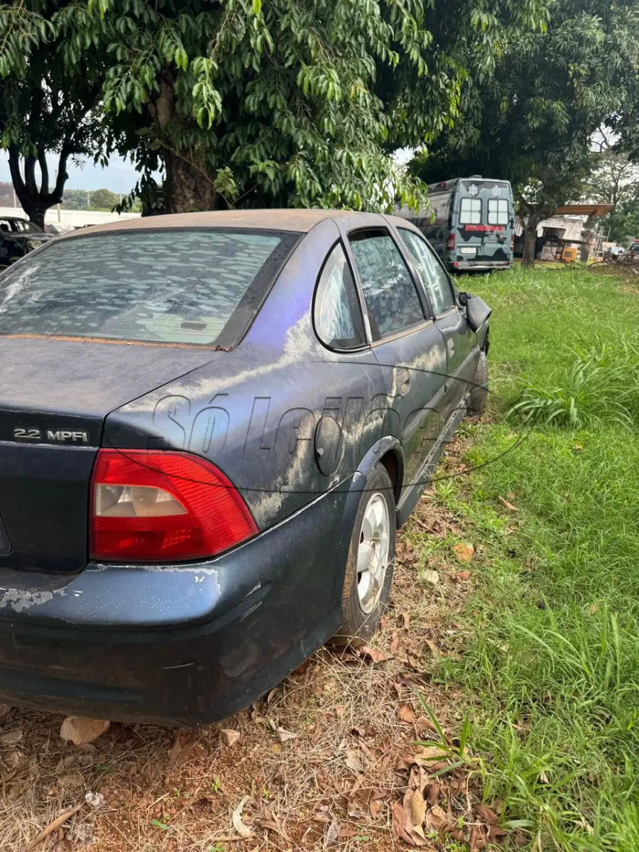LOTE 014 - AUTOMÓVEIS