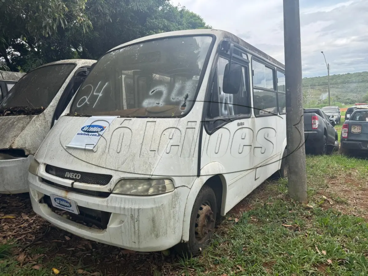 LOTE 024 - MICRO ÔNIBUS