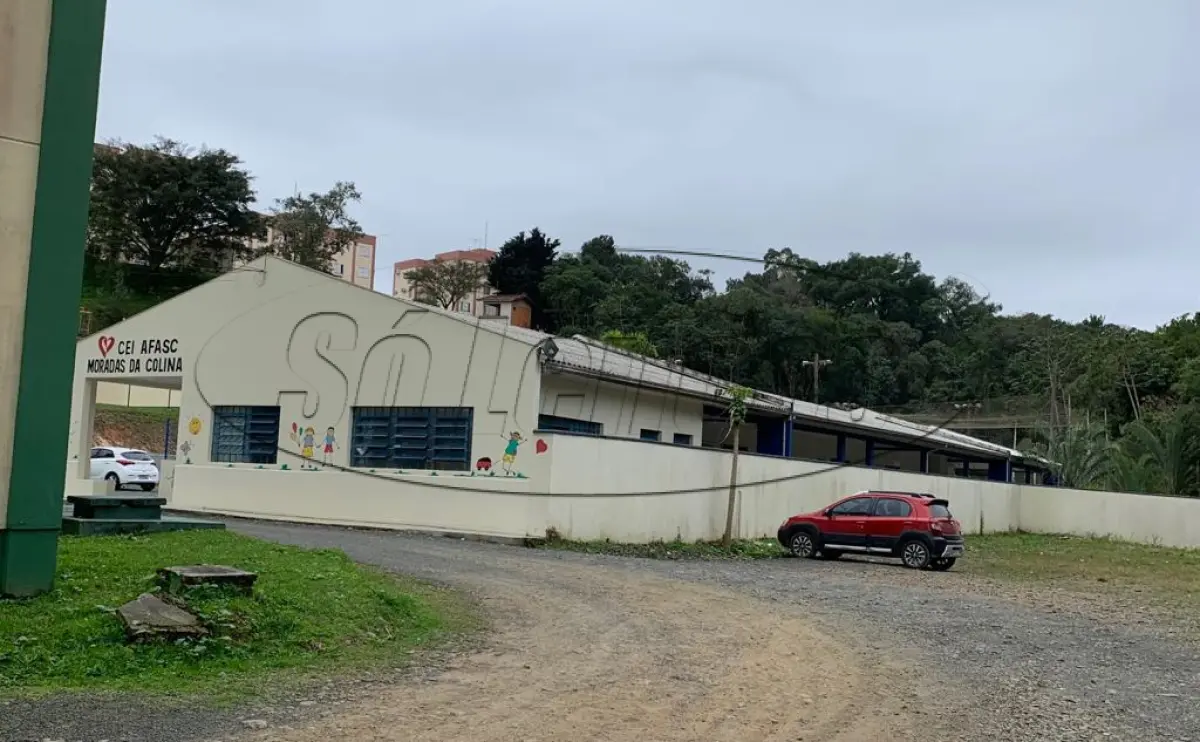 LOTE 001 - TERRENO EDIFICADO