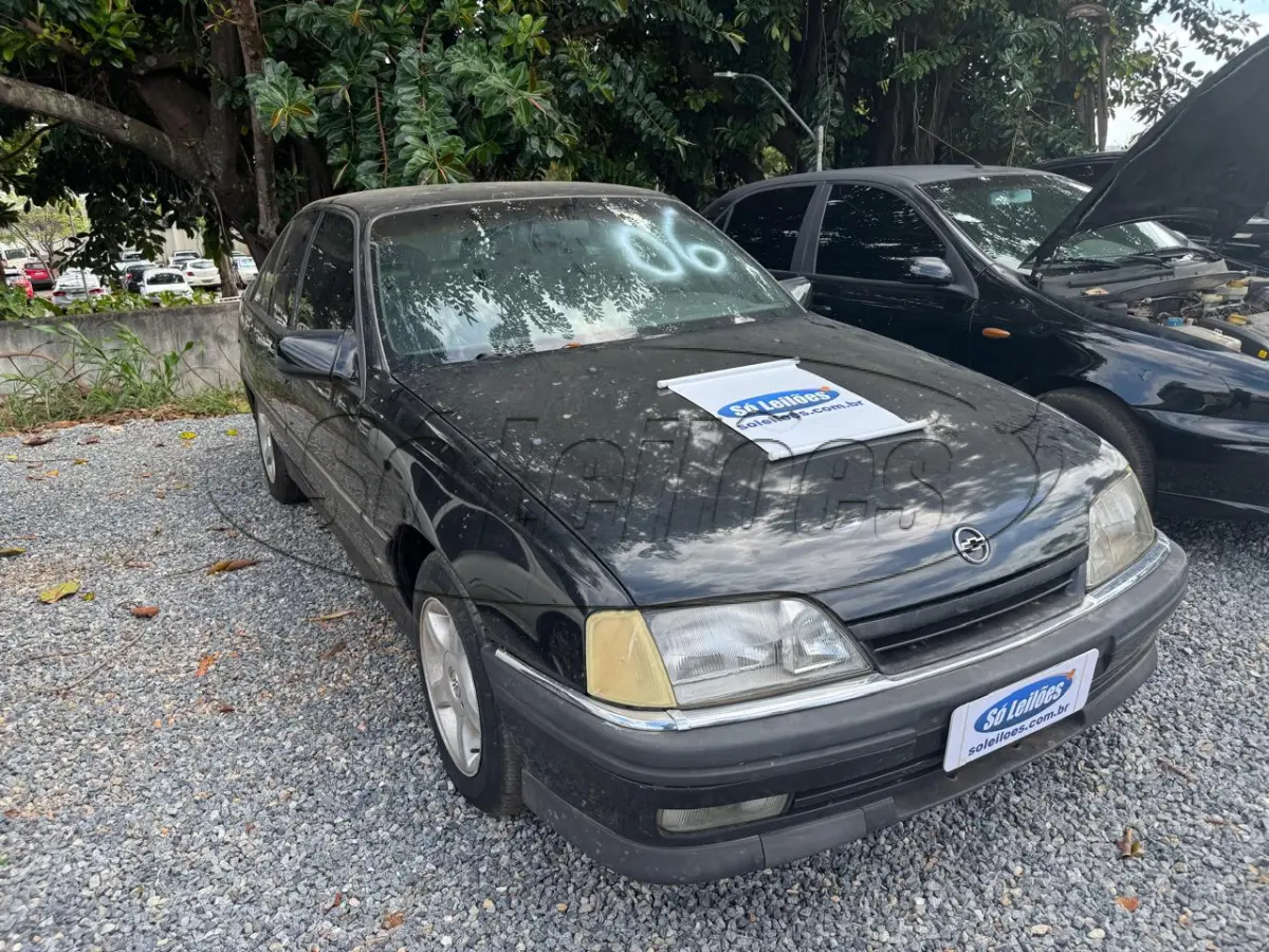 LOTE 006 - AUTOMÓVEL