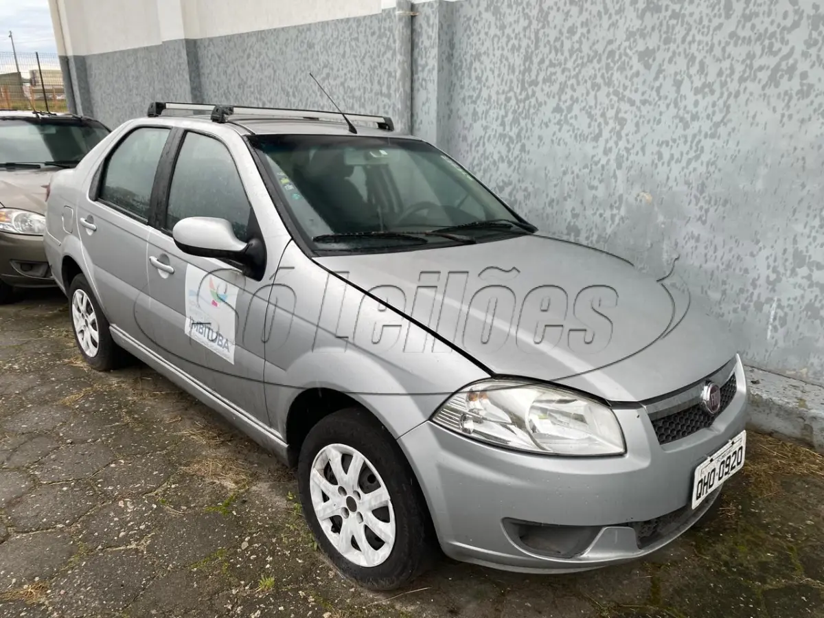 LOTE 015 - Automóvel