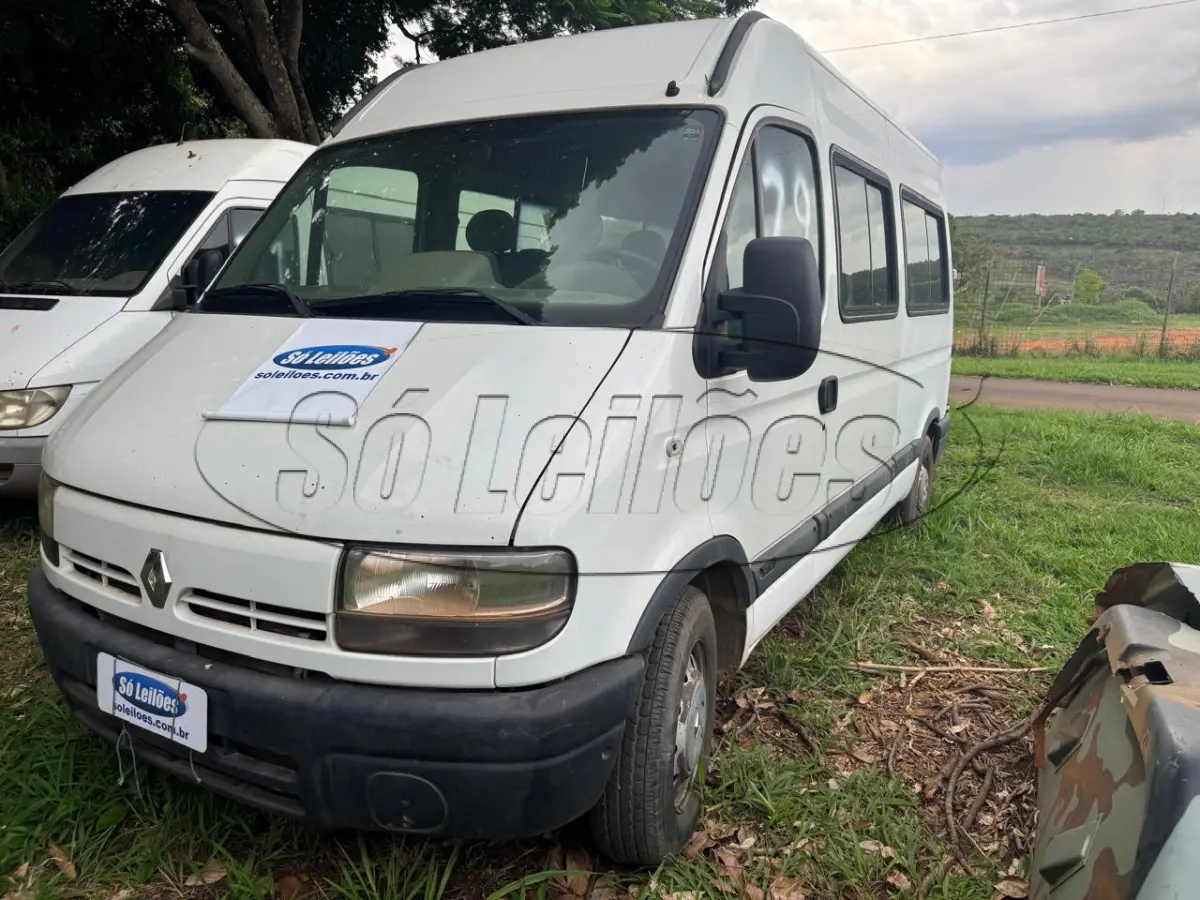LOTE 029 - VAN