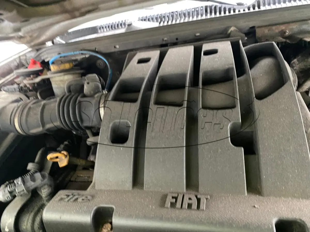 LOTE 017 - Utilitário