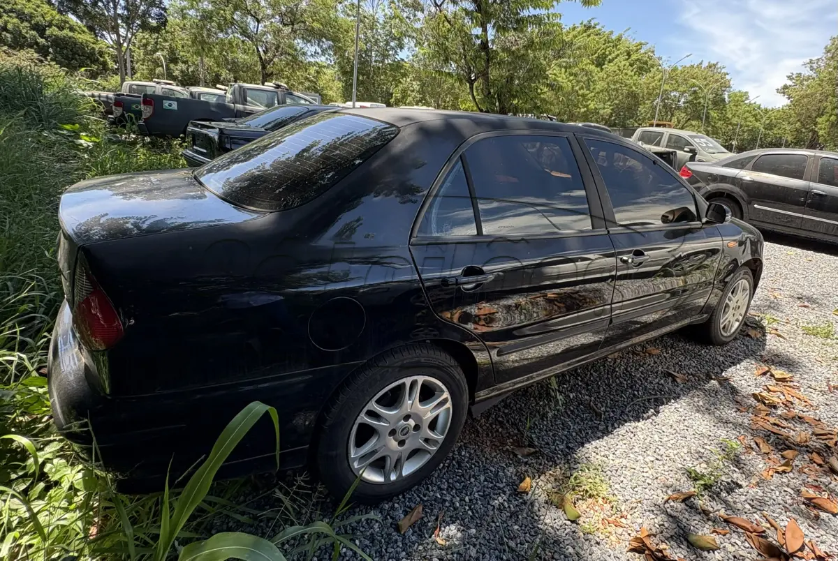 LOTE 011 - AUTOMÓVEL