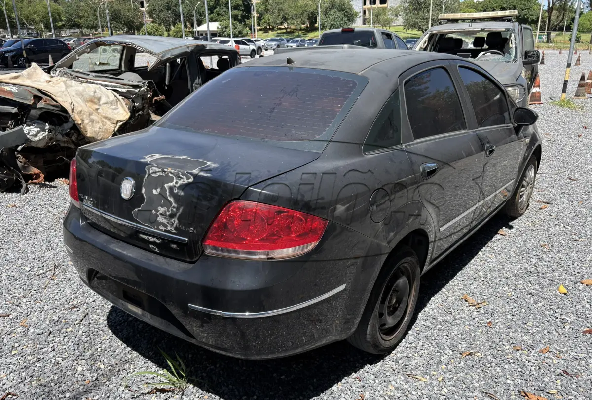 LOTE 034 - AUTOMÓVEL